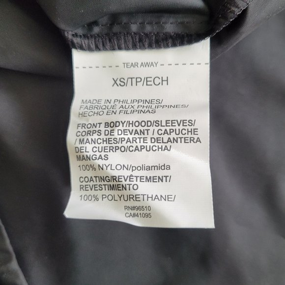 NWT Under Armour Women's Metallic Jacket Size XS - Picture 11 of 12